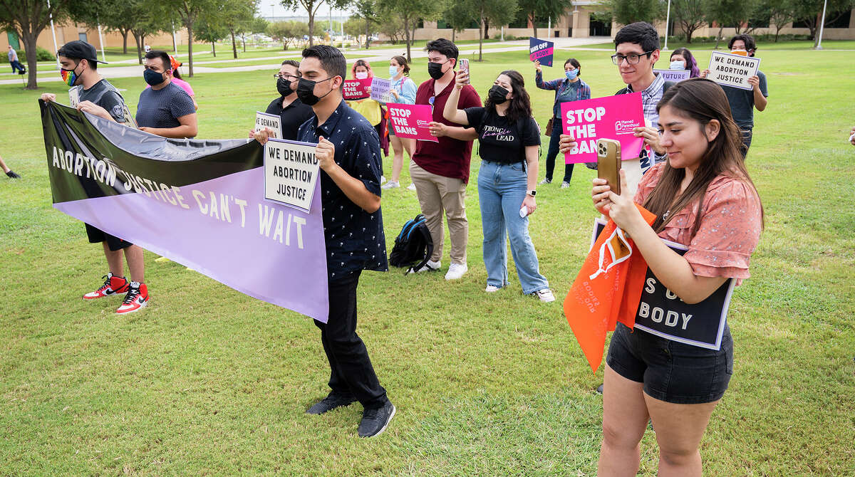 TAMIU students gather at TAMIU to voice their disapproval for Texas's restrictions on abortion, Friday, Oct. 1, 2021 during a rally for reproductive justice.