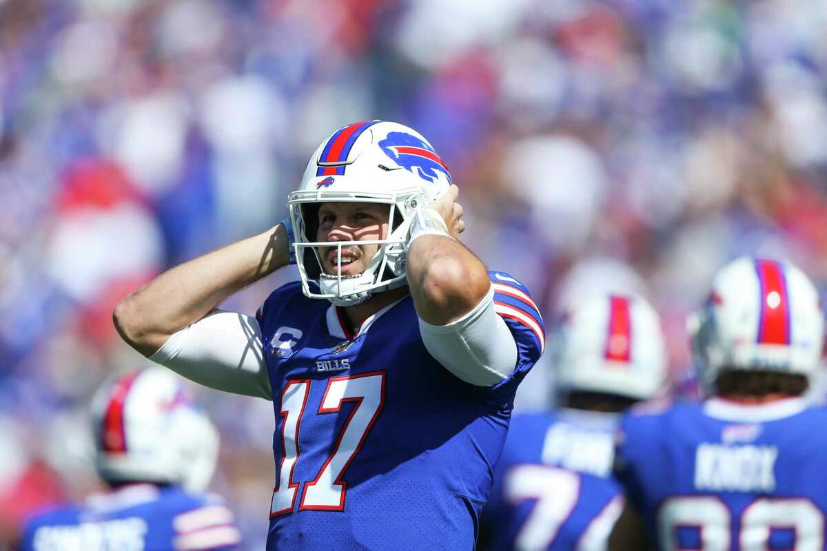 ORCHARD PARK, NEW YORK - SEPTEMBER 26: Josh Allen #17 of the Buffalo Bills during the first quarter of the game against the Washington Football Team at Highmark Stadium on September 26, 2021 in Orchard Park, New York.