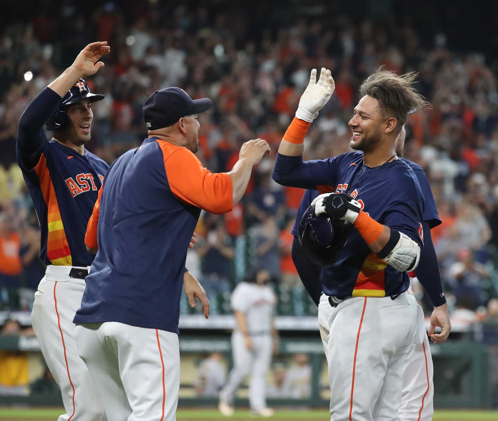 Houston Astros on X: Yuli Gurriel is the 2021 American League batting  title champion! #ForTheH  / X