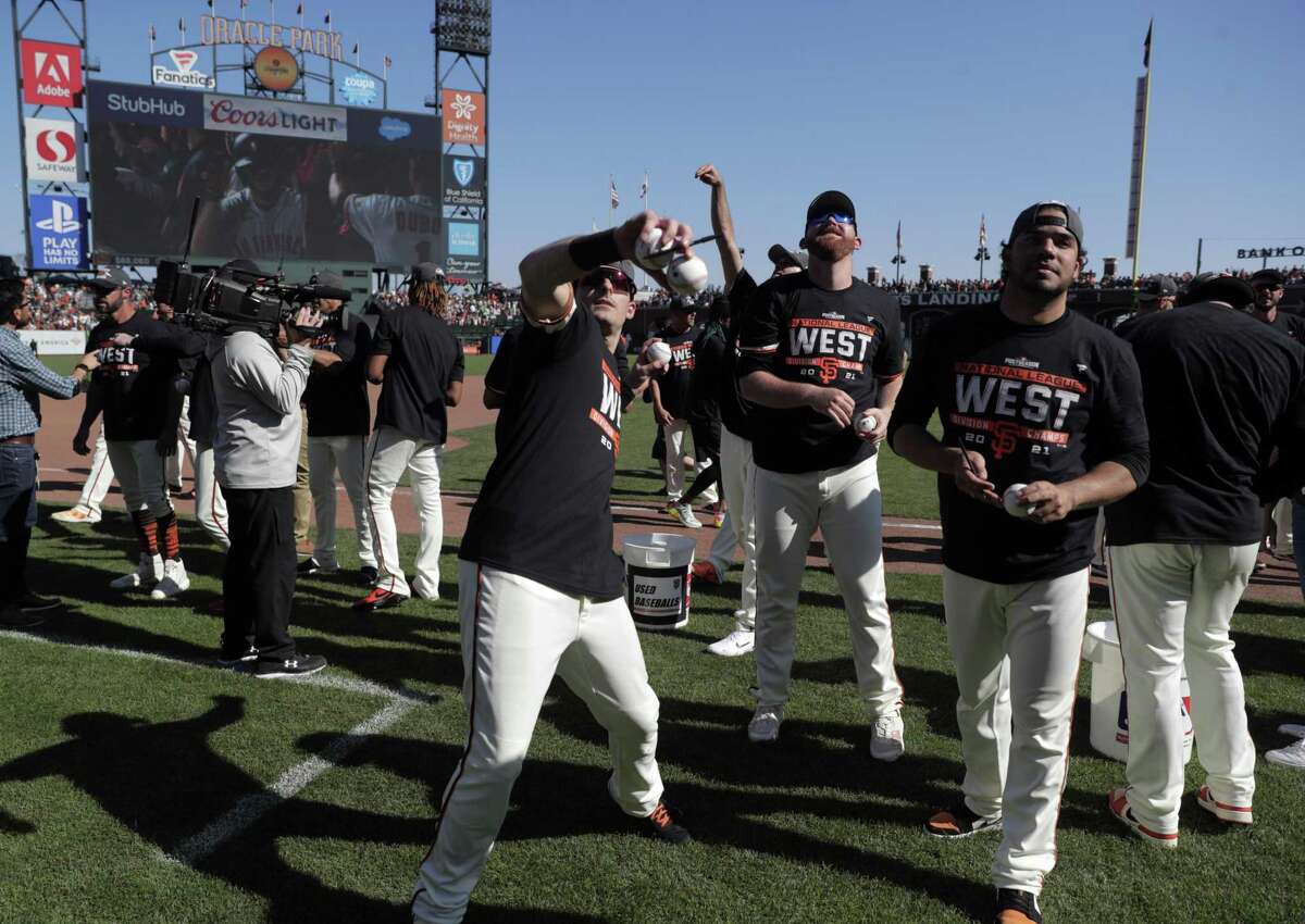 Victory and relief as Giants hoist NL West flag to complete season