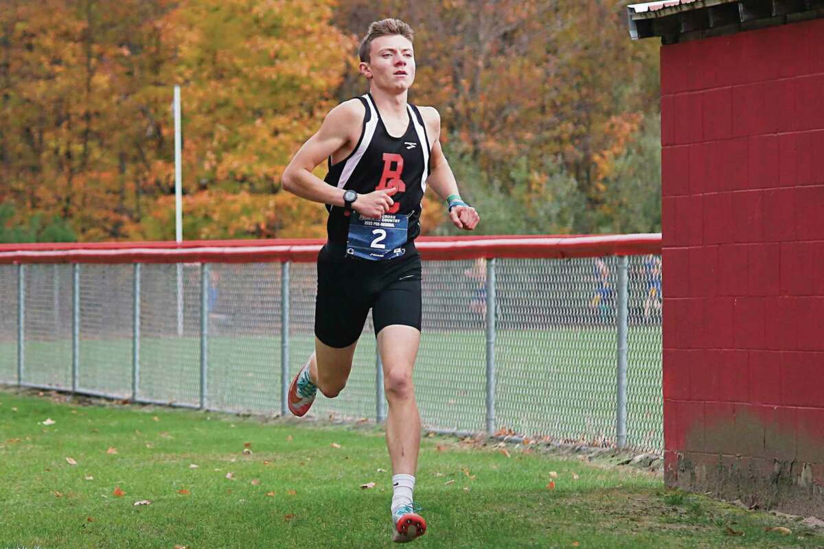 Hunter Jones races in pre-regionals at Benzie Central on Oct. 19. (File photo)
