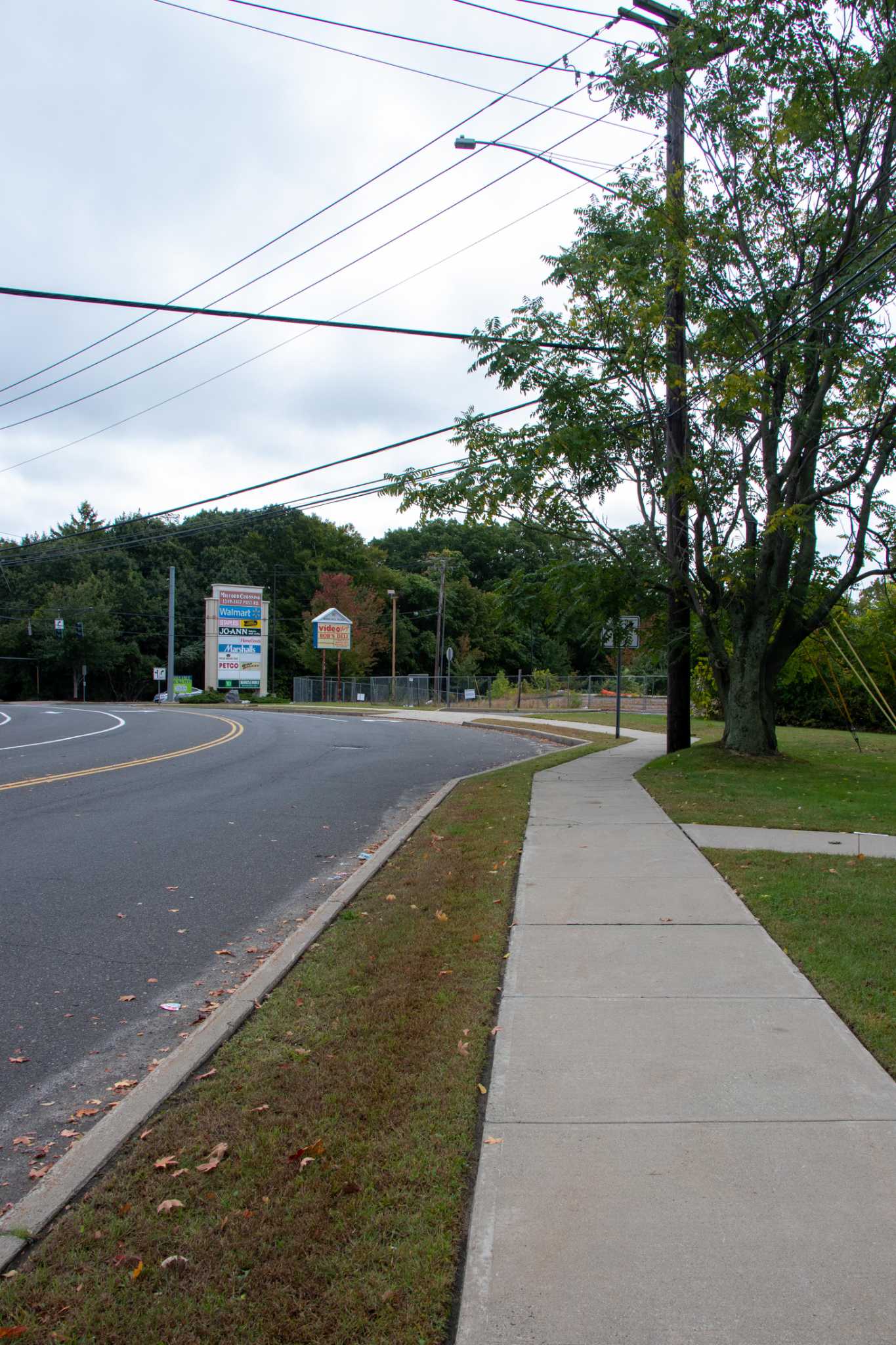 Milford selects sidewalk area near Boston Post Road for public pot use - Vimarsana News