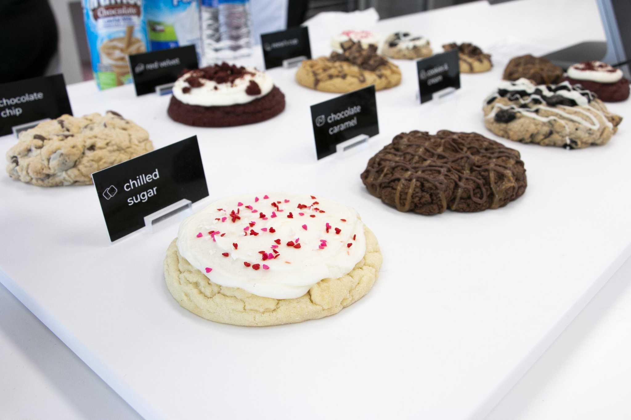 Cult favorite Crumbl Cookie coming to Beaumont