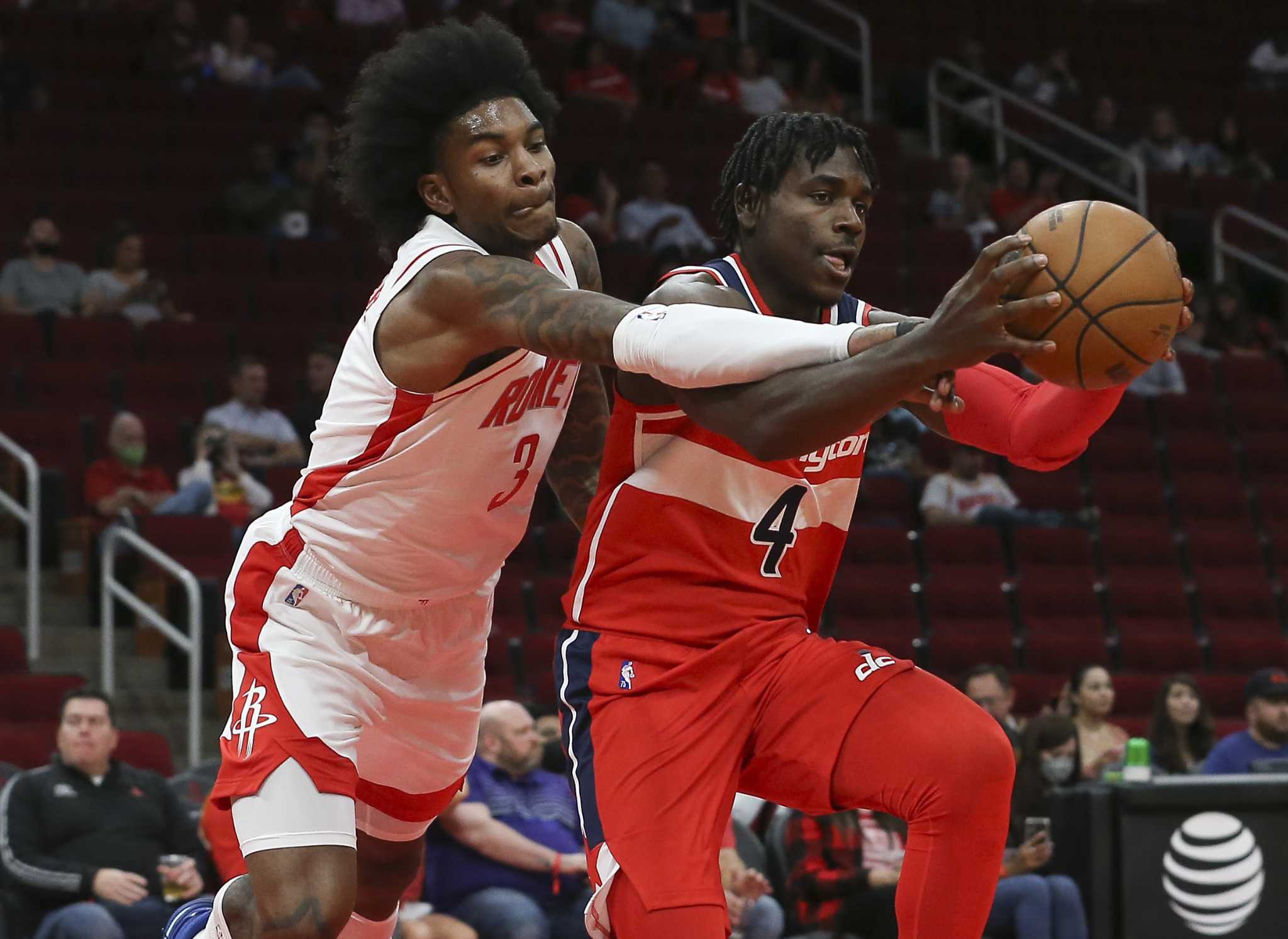 Houston Rockets: Reach deal with guard Aaron Holiday