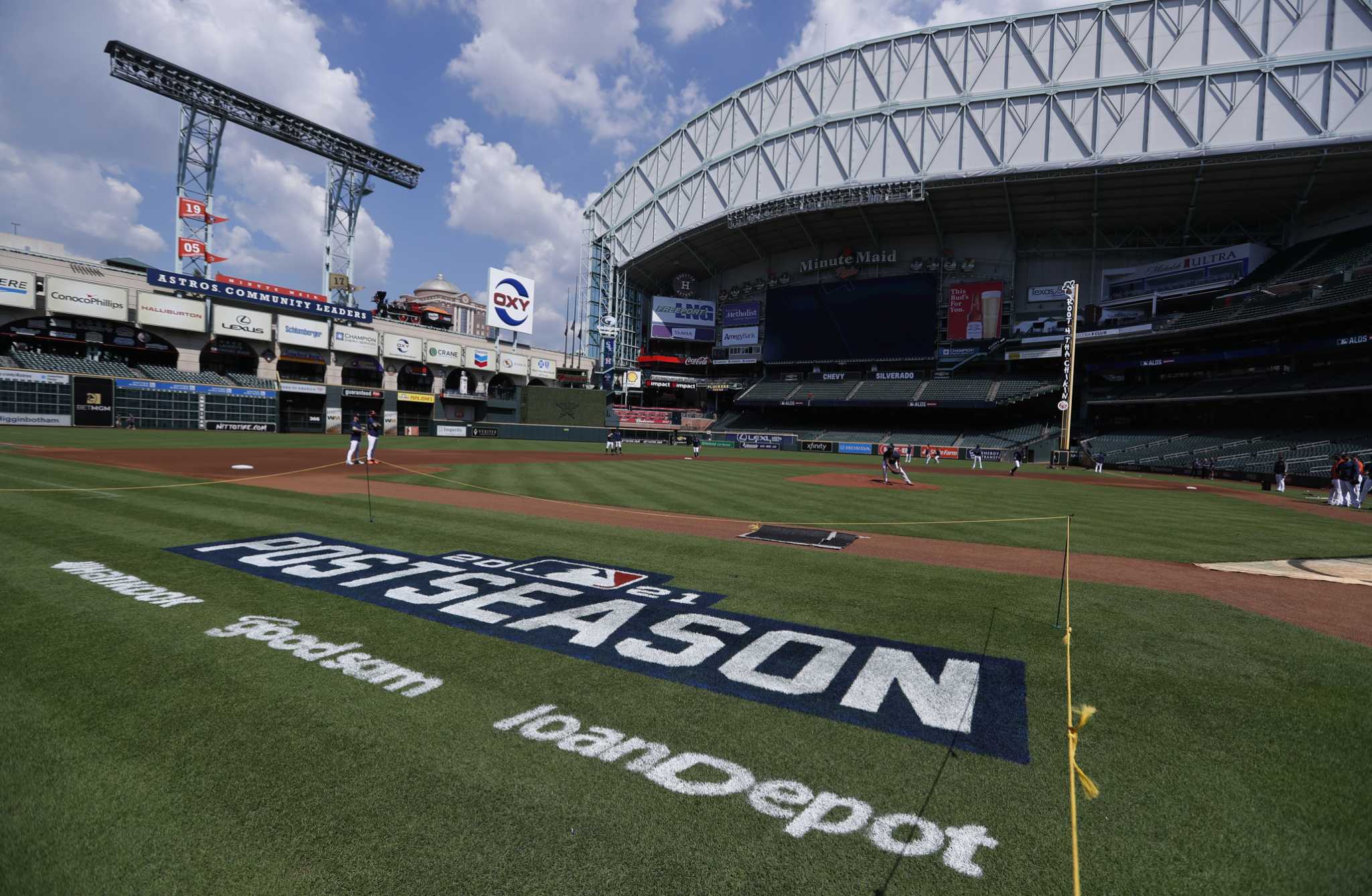 Minute Maid Park retractable roof to be open for Game 2 of ALDS between  Astros and Twins, Sports