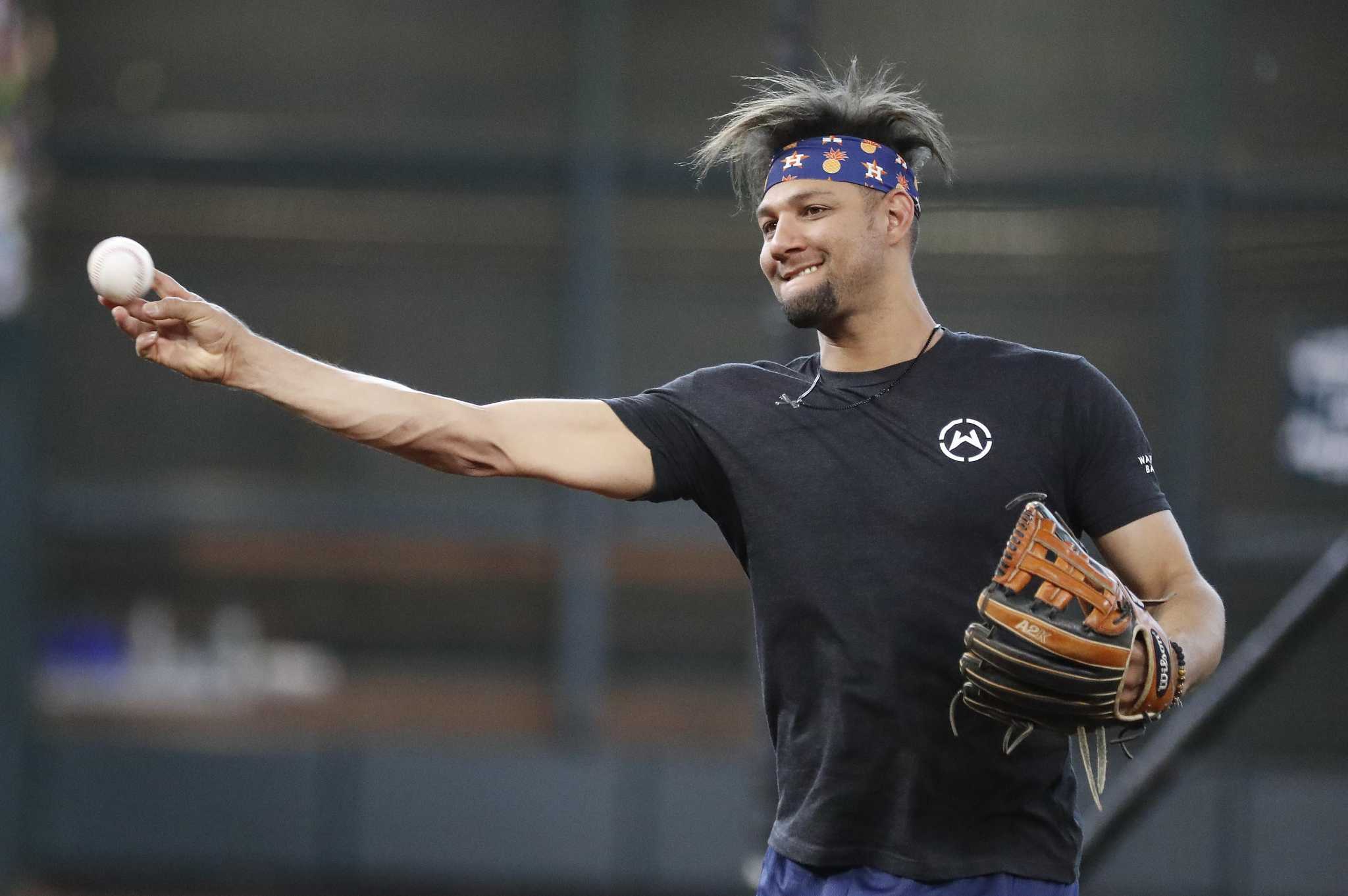 After worst year of his career, batting champ Yuli Gurriel primed for World  Series run at age 37