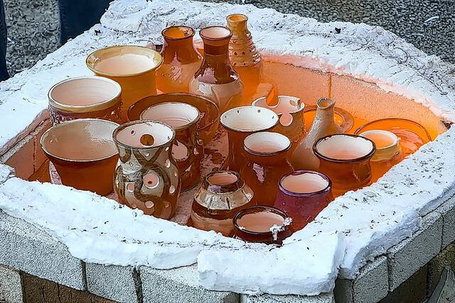 Roasted pottery, picnic fundraiser back - Vimarsana News