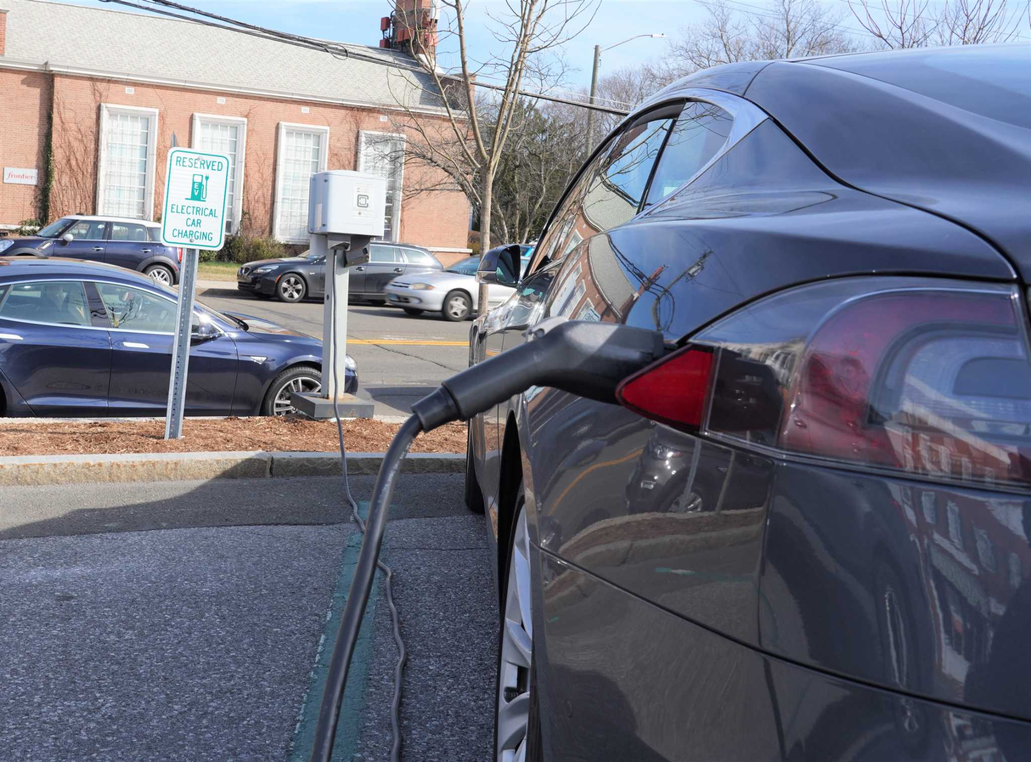 How should New Canaan spend COVID relief funds? As groups make pitches, town to set rules. - Vimarsana News