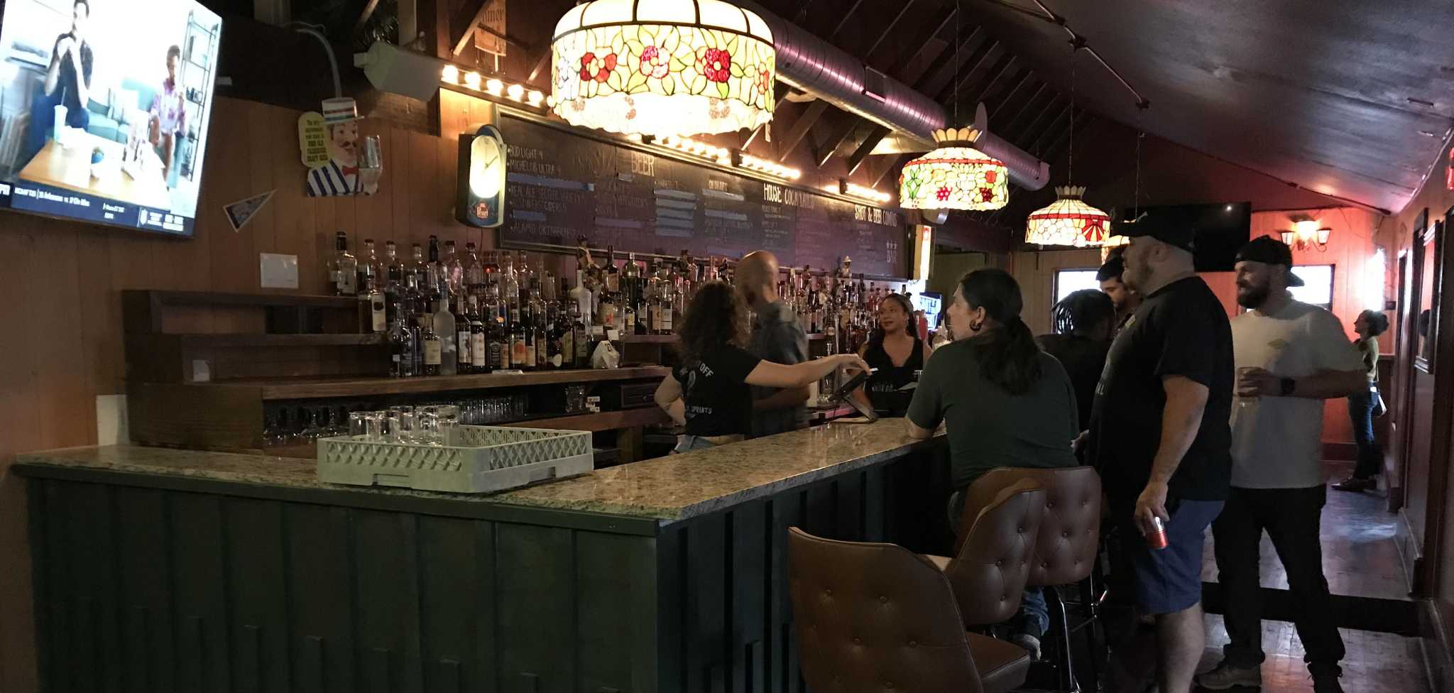 Jeret Peña's latest project, Three Star Bar, set to open Friday in San Antonio's Government Hill neighborhood - Vimarsana News