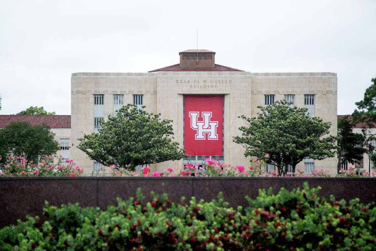 University of Houston's Ezekiel W. Cullen Building, which houses its administrative offices. 