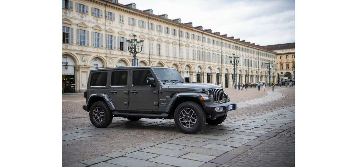 The 2021 Jeep Wrangler 4Xe can travel 49 mpge combined electricity-gasoline. 