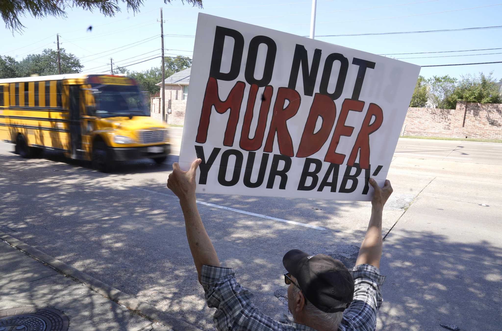 Texas abortion ban still poses threat, despite federal judge's ruling - Vimarsana News