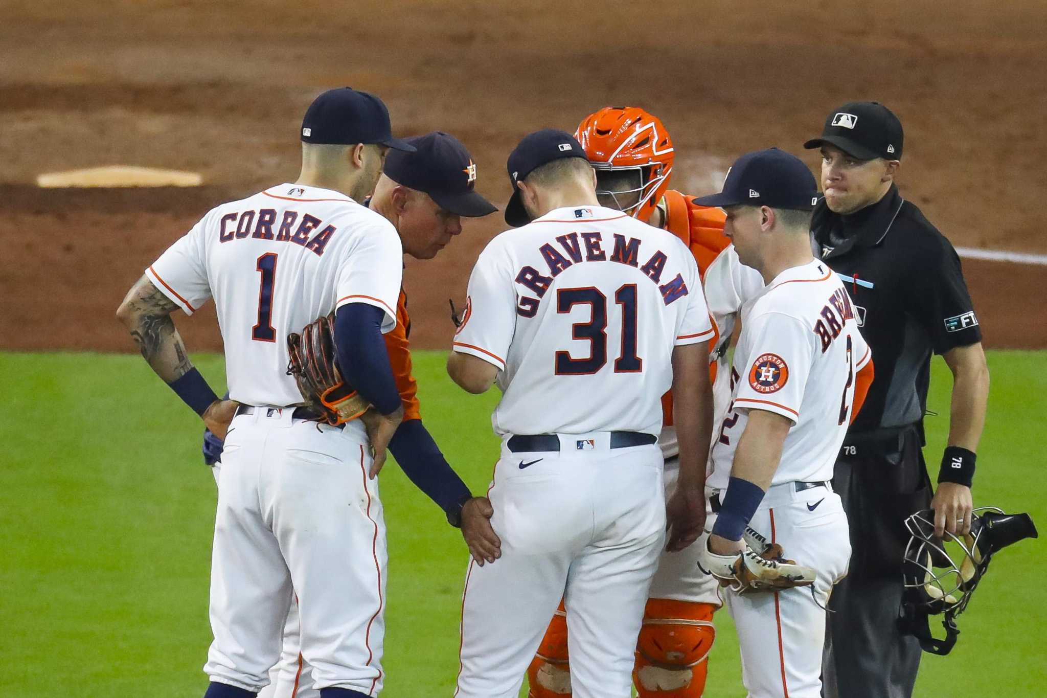 Houston Astros take commanding 2-0 lead over White Sox in ALDS