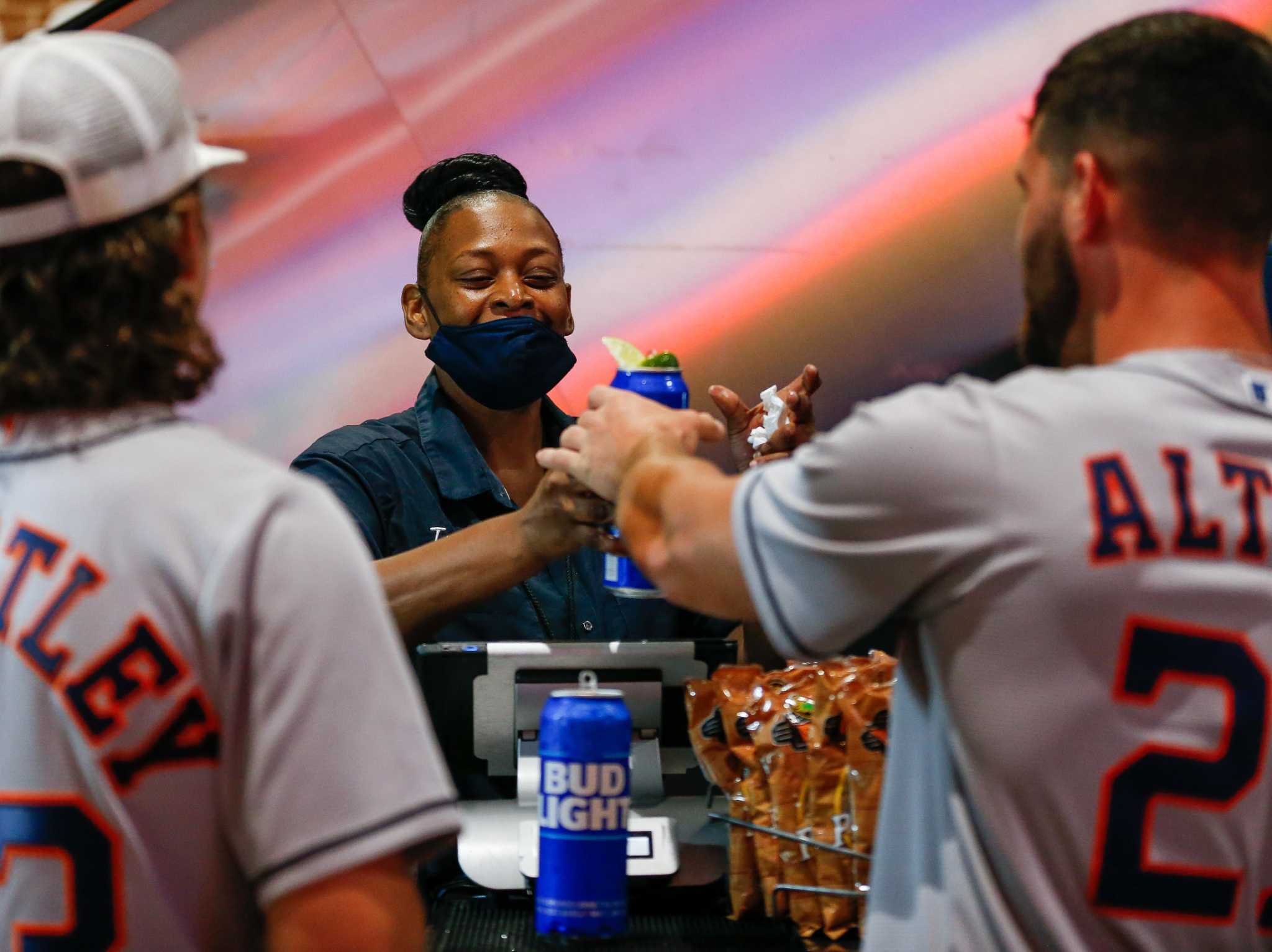 Two more for the hat rack!!! Go 'Stros!!!! : r/Astros