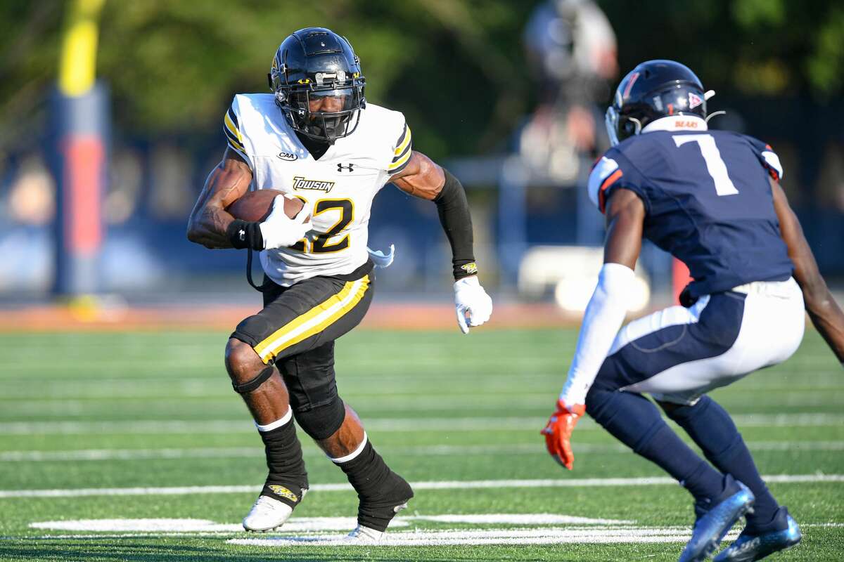 La Salle graduate Caleb Smith now goto receiver for Towson football