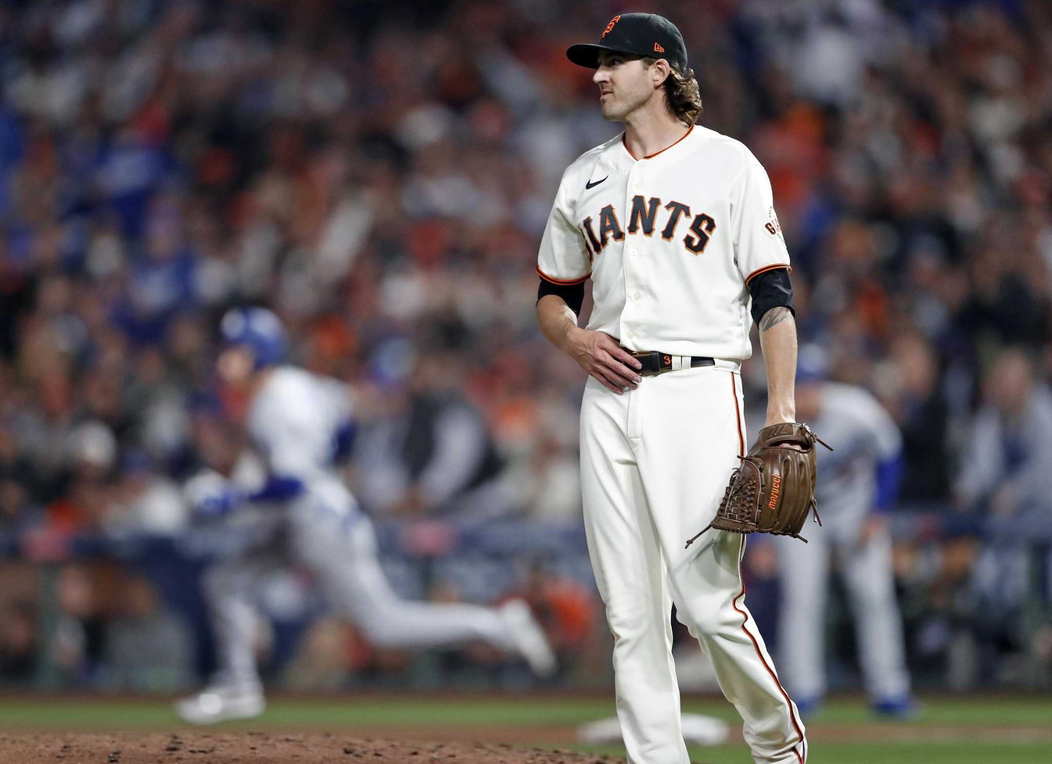 Giants pitcher Logan Webb calls out booing Dodgers fans