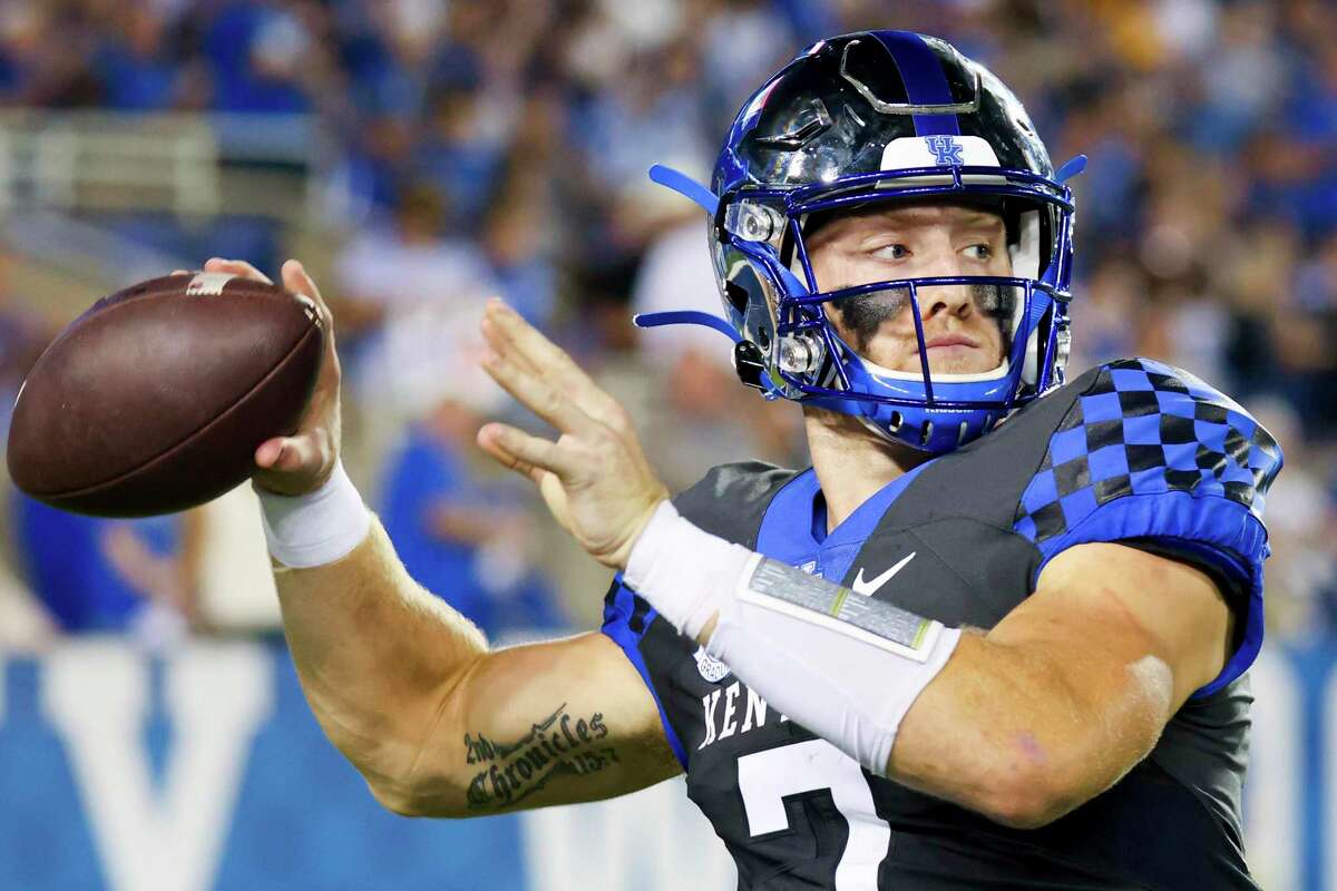 Kentucky quarterback Will Levis warms up during the first half of an NCAA college football game against LSU in Lexington, Ky., Saturday.