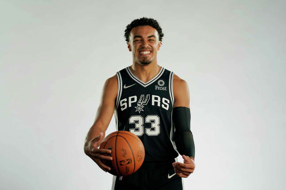 tre jones jersey spurs