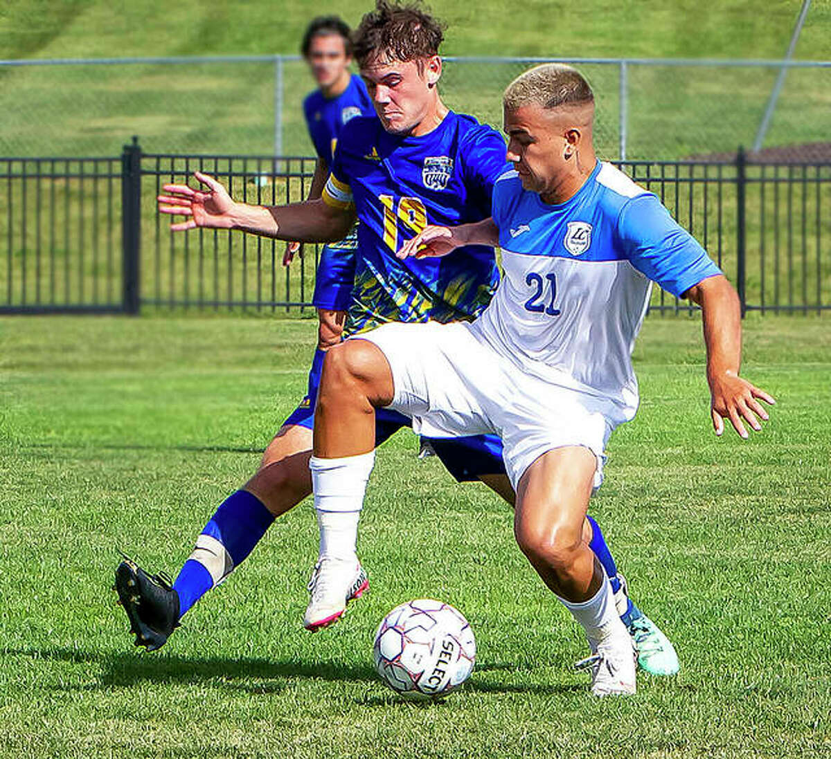 LCCC’s Eduardo Rodriguez (21) scored a pair of first-half goals and helped the Trailblazers to a 4-1 win at Kankakee College Sunday. The 13th-ranked LCCC men are 10-3 on the season.