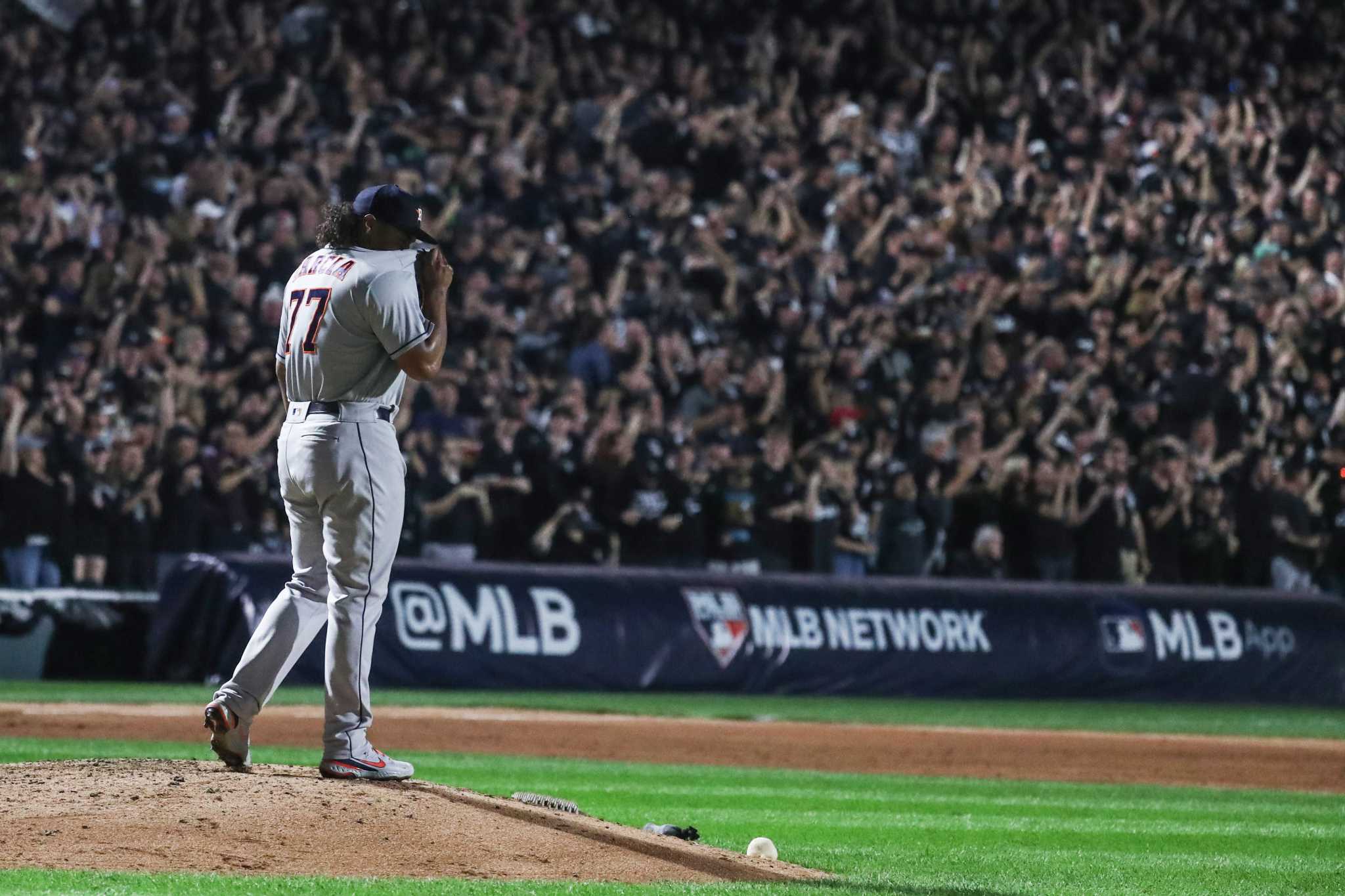 Rodón dominates through 7, White Sox blank Astros 4-0