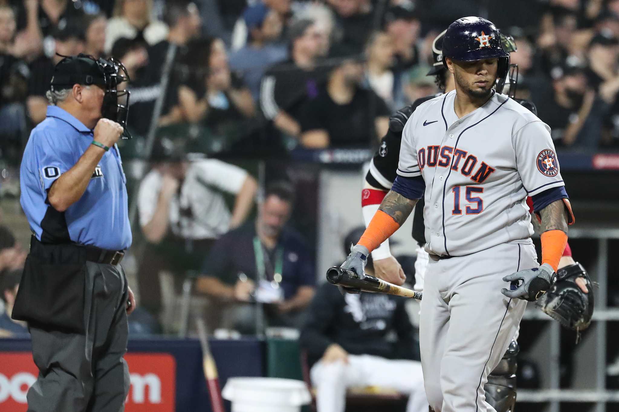 Abreu shakes off strange 2021 season, back to lead White Sox - The