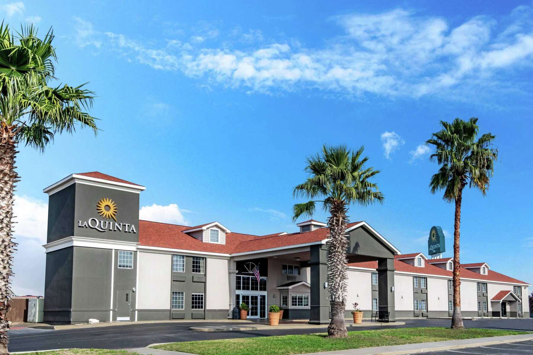 San Antonio Hotel Paying Refunds To Guests Over Alleged Price Gouging During February S Winter Storm