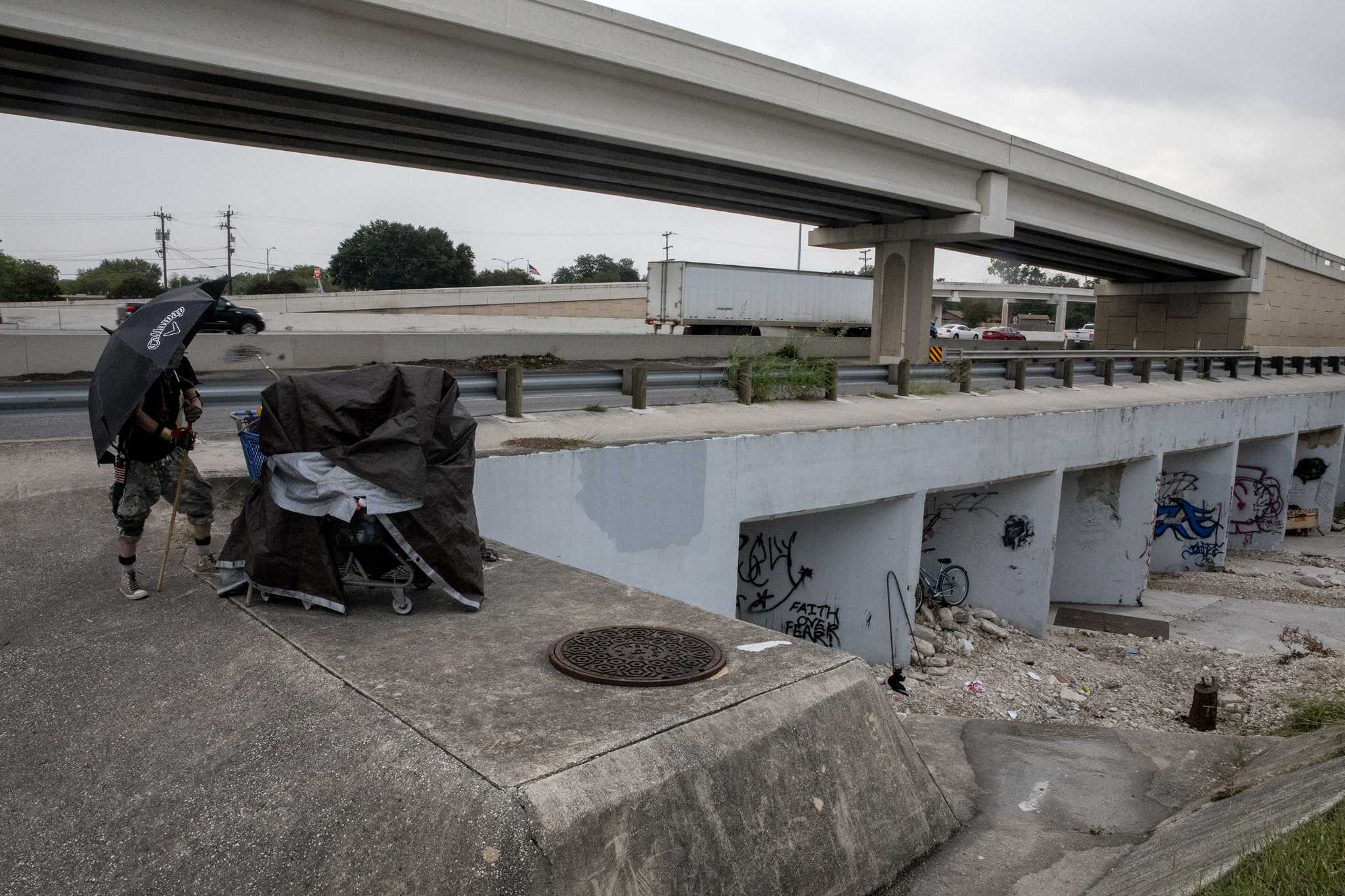 Preparing for the storm: Some San Antonio homeless must find new shelter - Vimarsana News