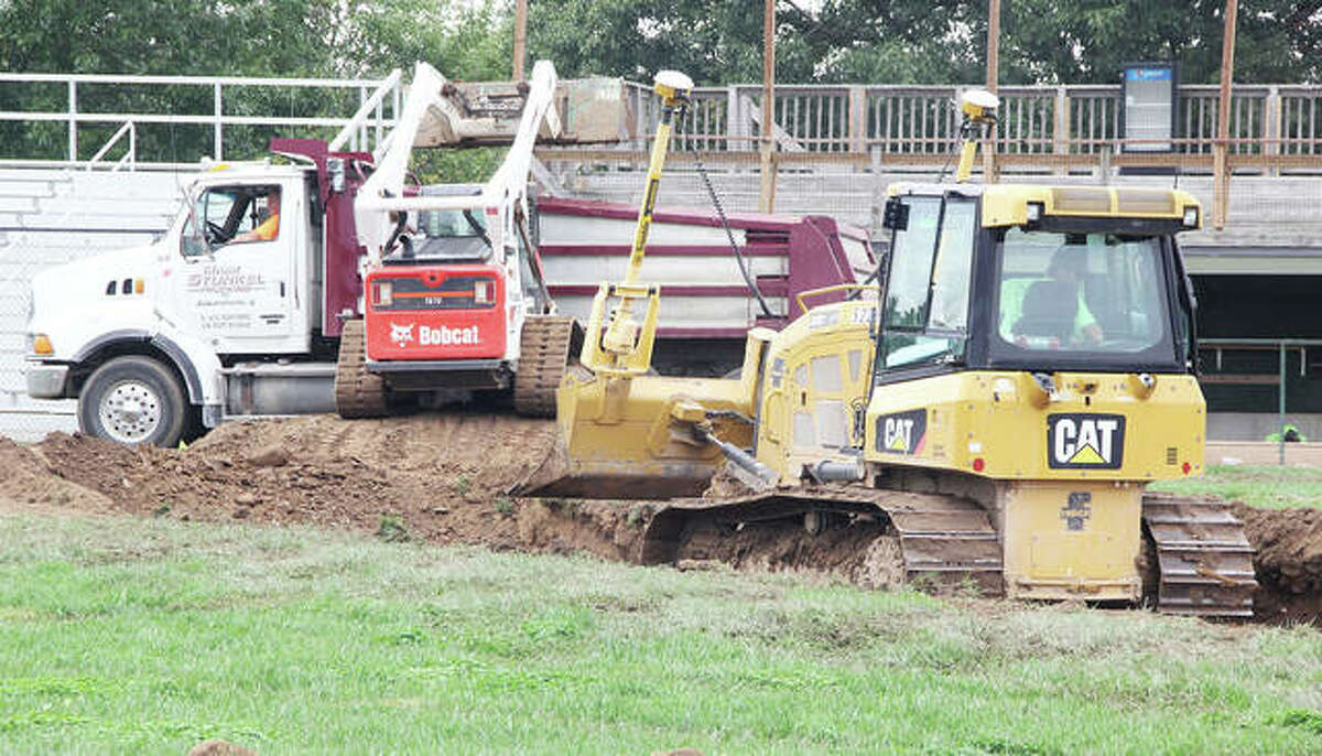 Hops donate $300,000 for Glencoe turf field