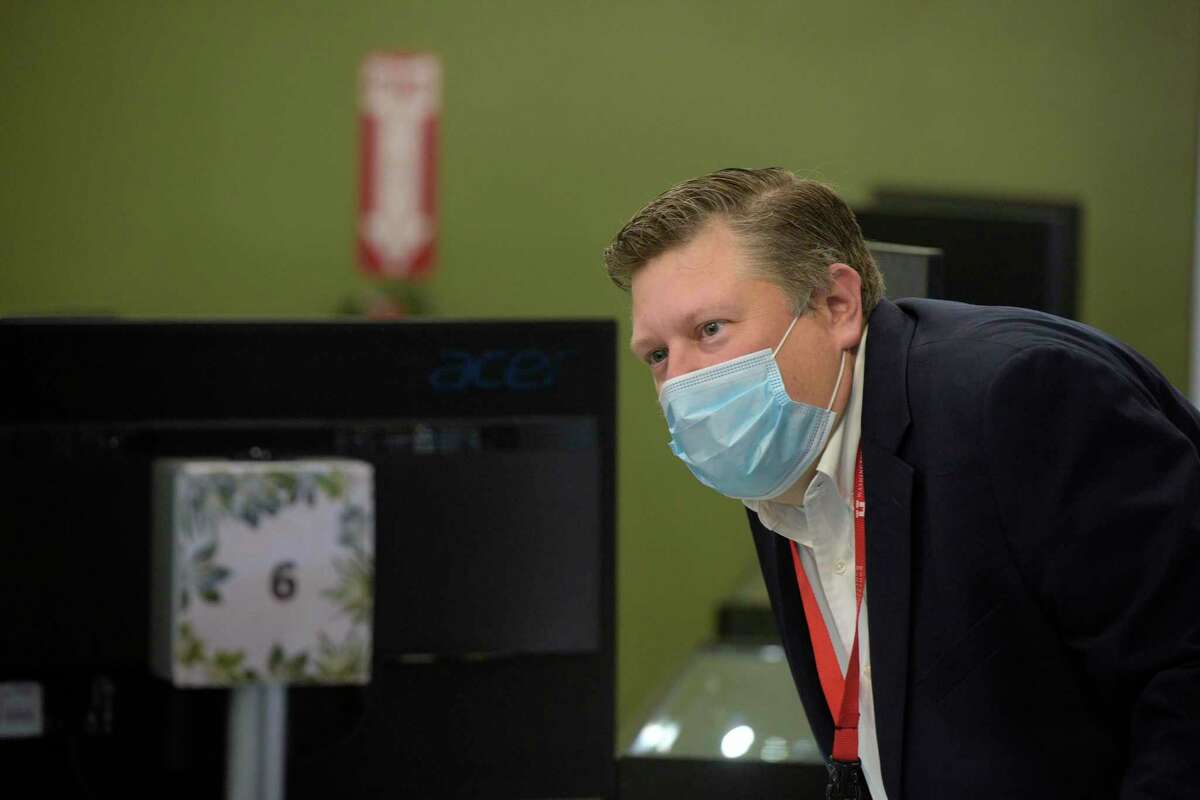 Medical marijuana dispensary completes expansion to Danbury