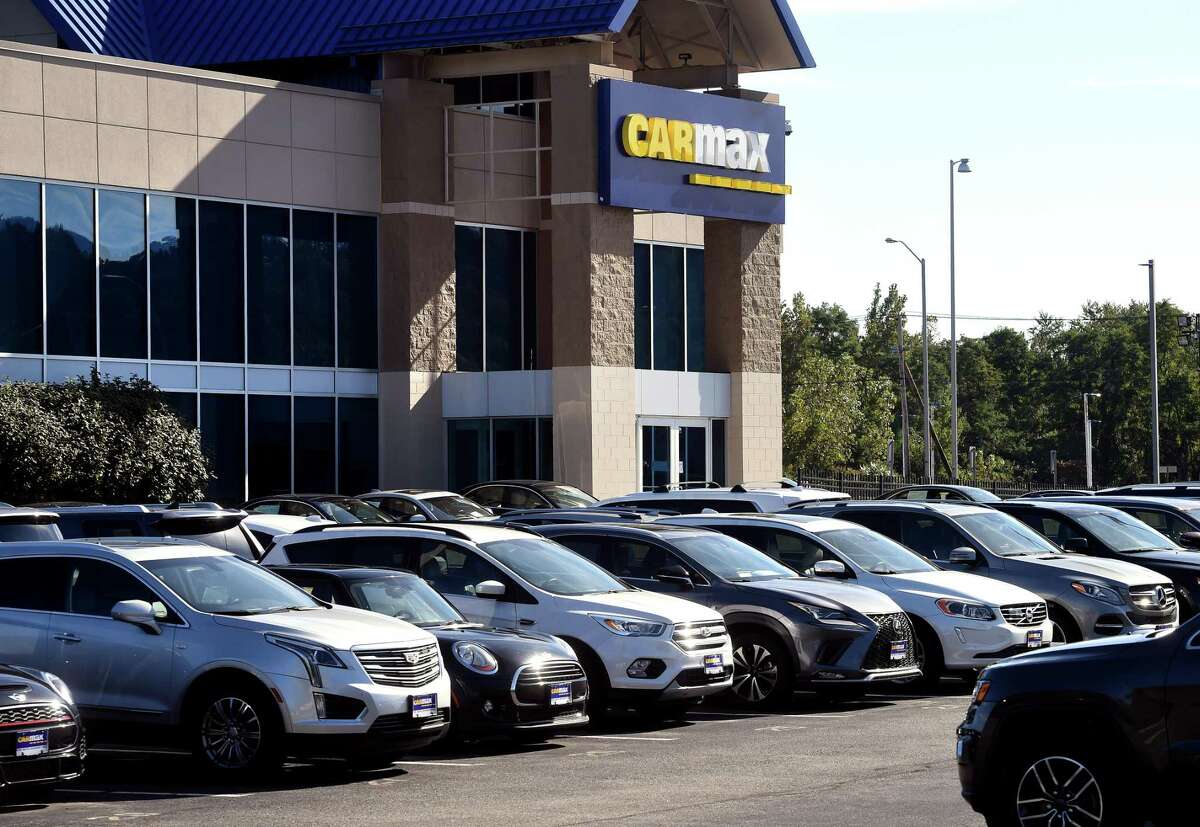 Used-car retailer CarMax, whose stores include this establishment in East Haven, has reached a $1 million settlement with about three-dozen states including Connecticut over its disclosure of safety recalls. 