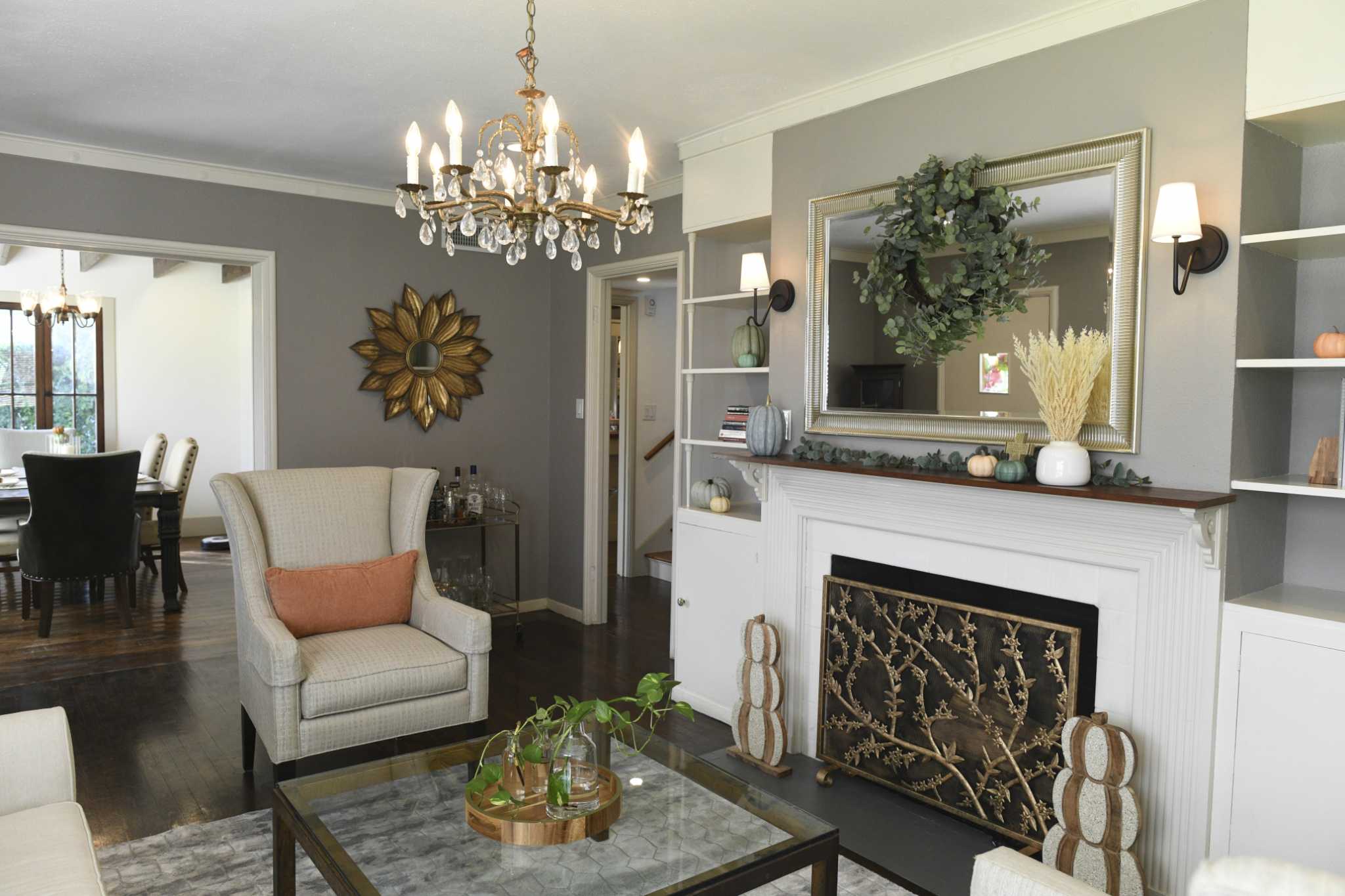 Texas A&M Aggies decor gets the boot when historic Monticello Park home is renovated on San Antonio's West Side near Woodlawn Lake, Jefferson High School - Vimarsana News