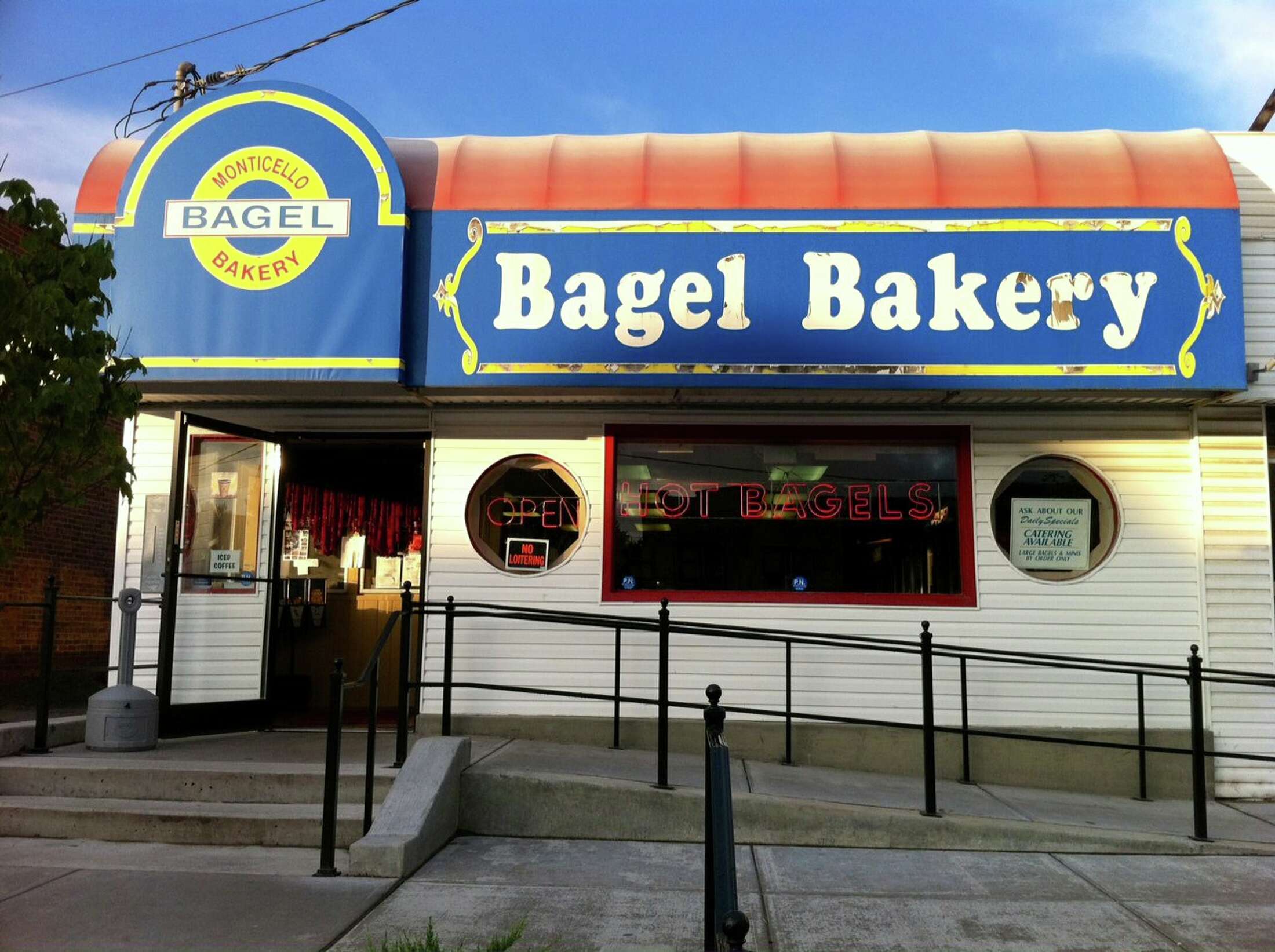 Can bagels boost a struggling Catskills town?