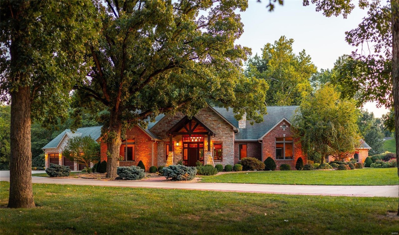 Look inside this $1.1 million home in Moro - Vimarsana News