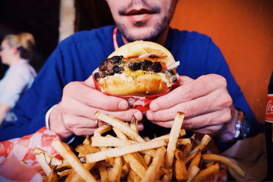 Shaq's Big Chicken, Lil Woody's to open restaurants inside Seattle's