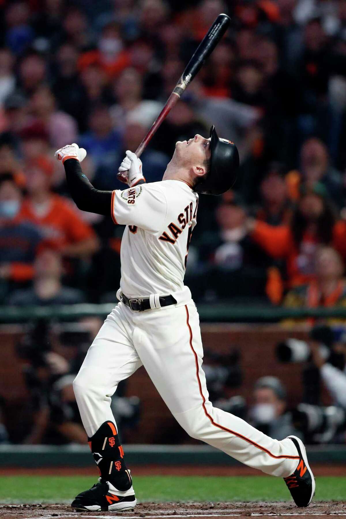 Giants' season ends with brutal check-swing call in NLDS Game 5 vs. Dodgers