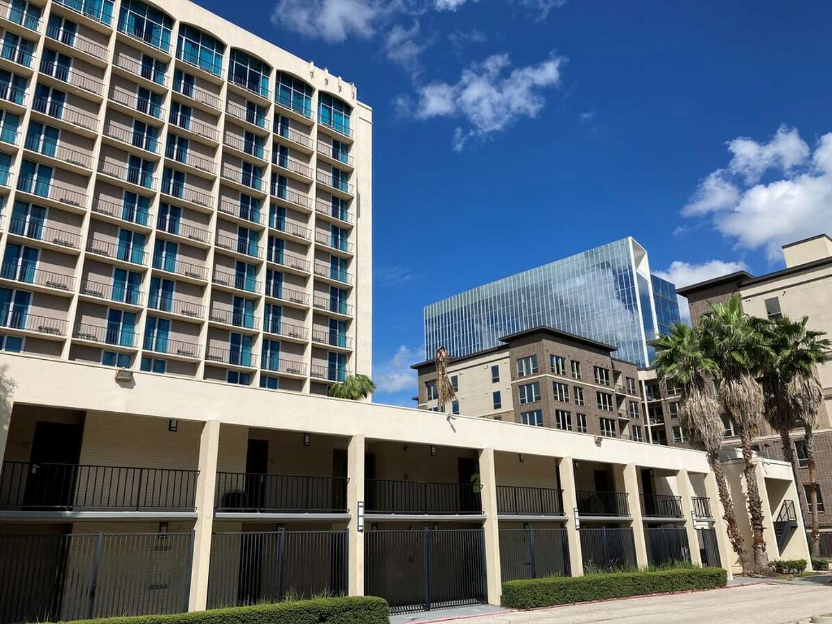 The vacant Four Points by Sheraton Hotel at the southeast corner of Interstate 10 and Beltway 8 will be torn down by developer Midway. The site will house CityCentre Seven, a six-story office building, a new hotel and a park. Completion is planned in 2023.