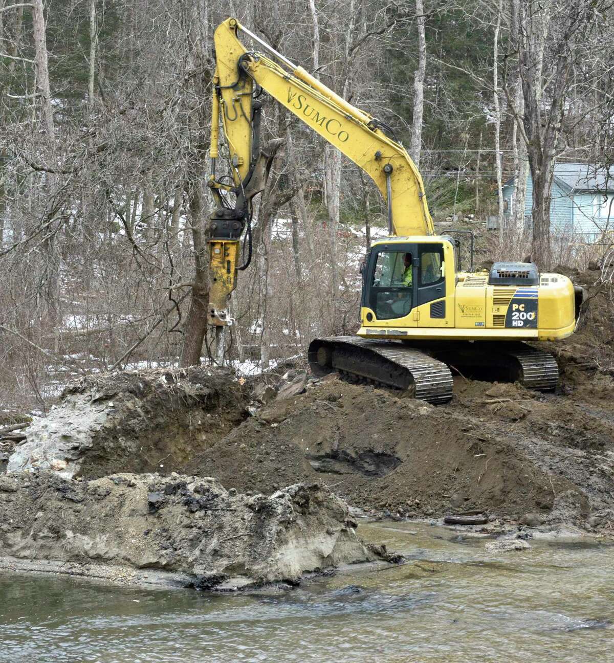 The Old Papermill Pond Dam was the first to be removed by the Nature Conservancy in 2019. Now, New Milford has to decide whether to repair or demolish one of its reservoir dams.