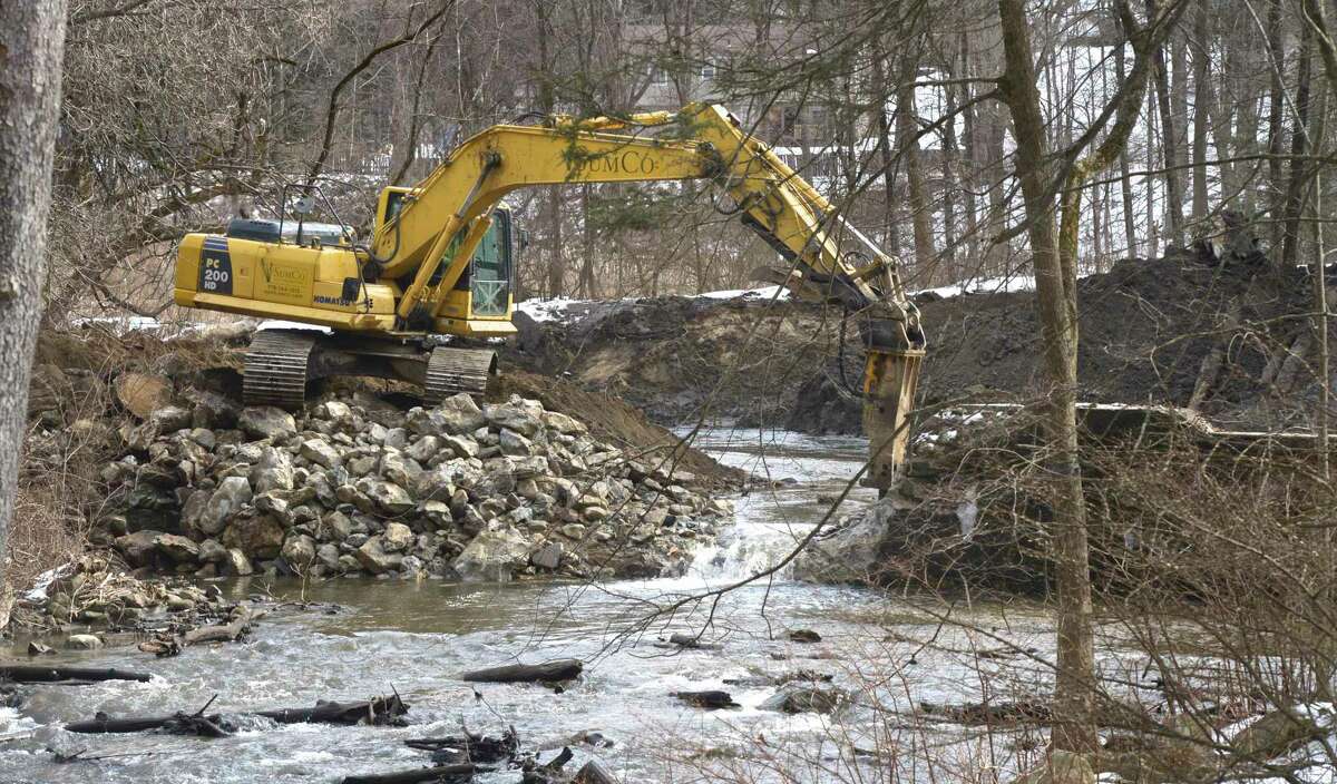 The Old Papermill Pond Dam was the first to be removed by the Nature Conservancy in 2019. Now, New Milford has to decide whether to repair or demolish one of its reservoir dams.