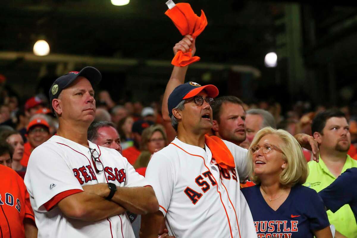 Red Sox fans, Astros faithful square off at Minute Maid for ALCS