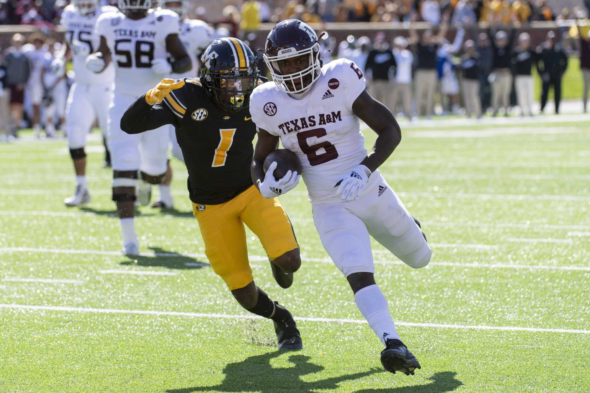 No. 21 Texas A&M runs past Missouri - Vimarsana News