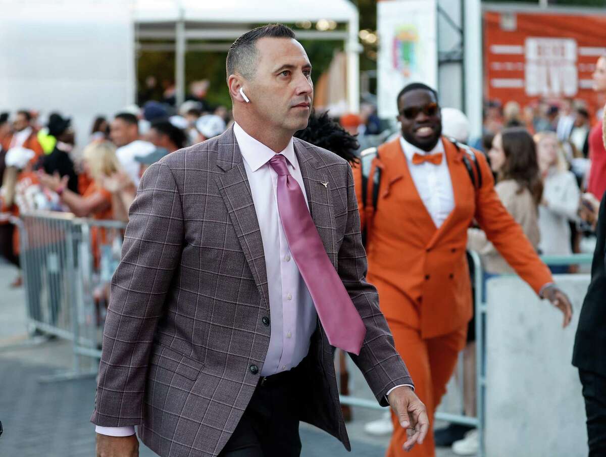 Steve Sarkisian can downplay its importance, but Alabama's visit Saturday could help him redefine his tenure at Texas, albeit given the different bar for the Longhorns these days, writes Jerome Solomon.