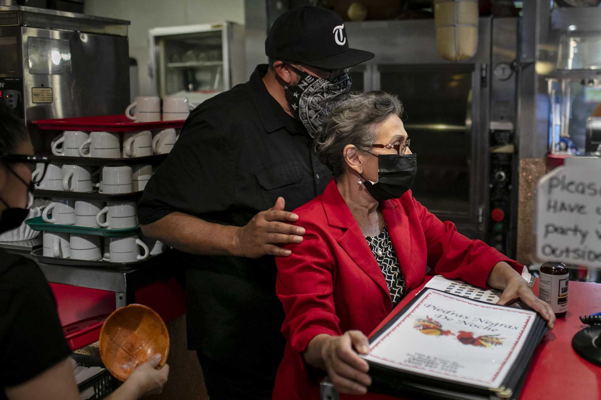 Family wants no part of SAWS pump station near their Southtown restaurant - Vimarsana News
