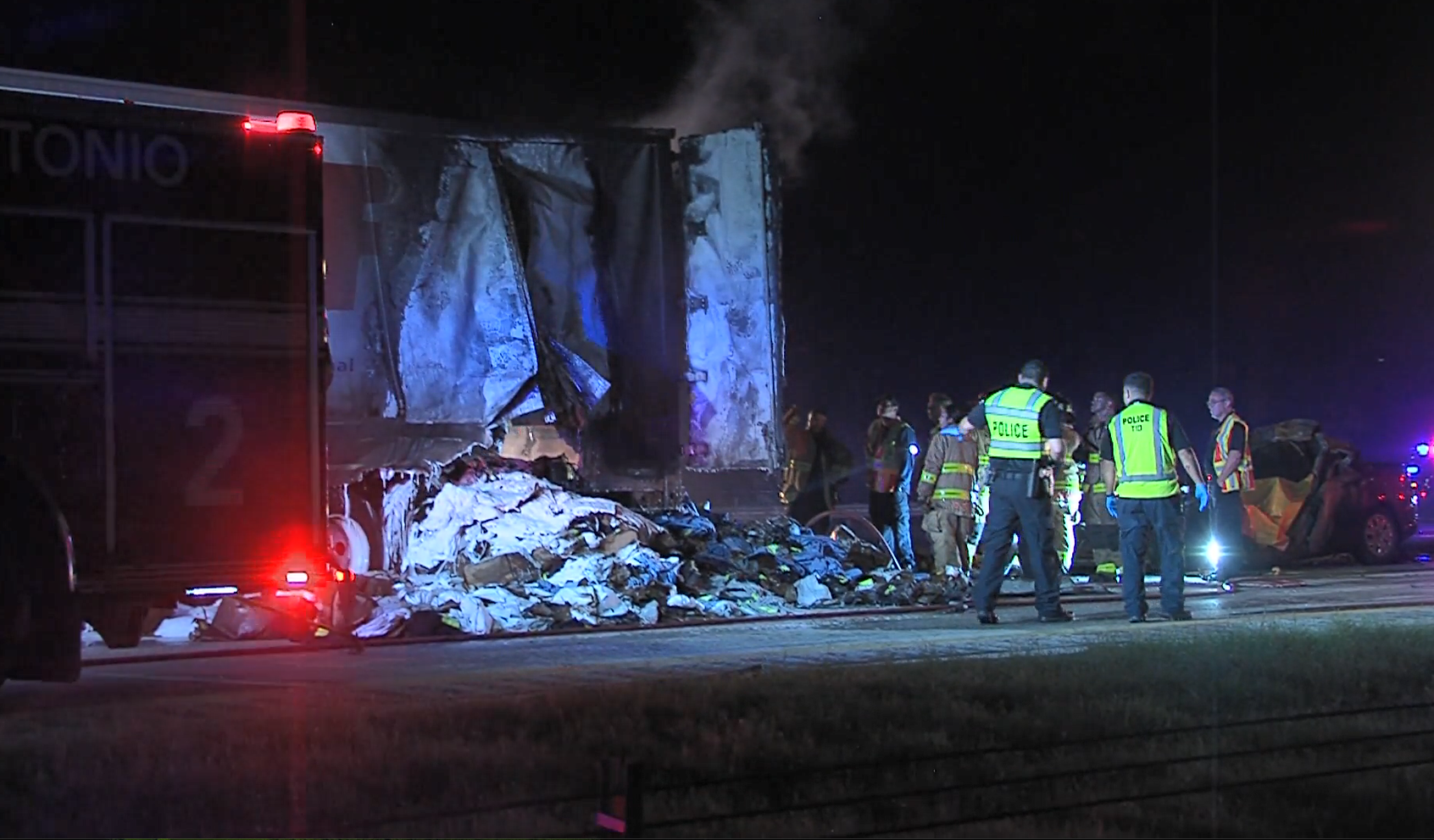 SAPD: One person dies after fiery crash involving an 18-wheeler - Vimarsana News