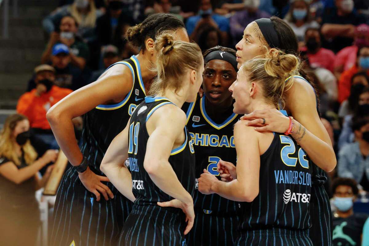 Chicago Sky win first WNBA title with win over Mercury