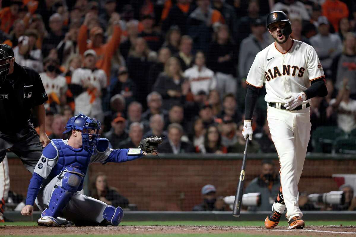 Giants' Kris Bryant hits serendipitous walk-off against the