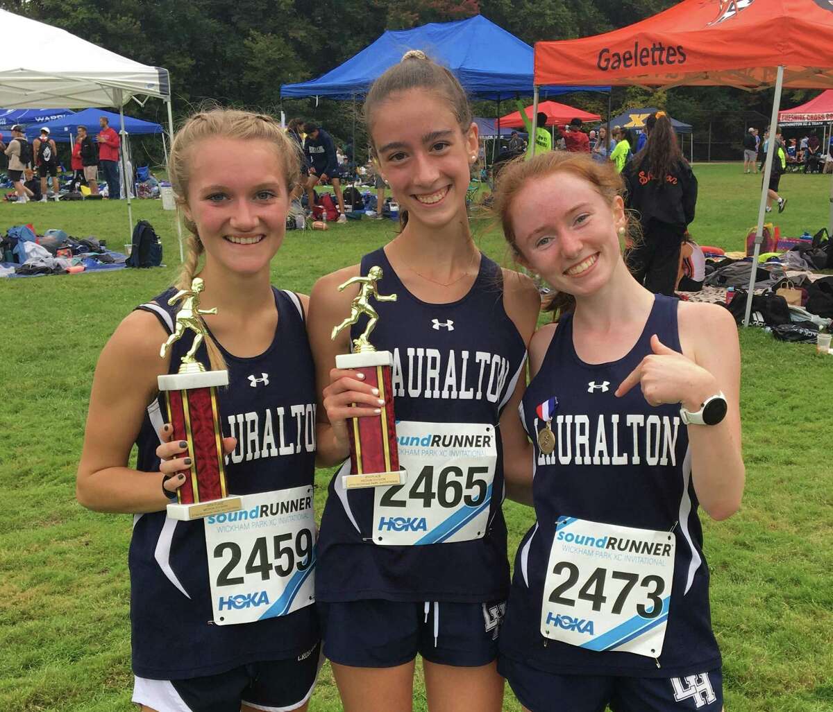 Carys Cook, Kelly Jones and Maggie Willer medaled at the Wickham Invitational.