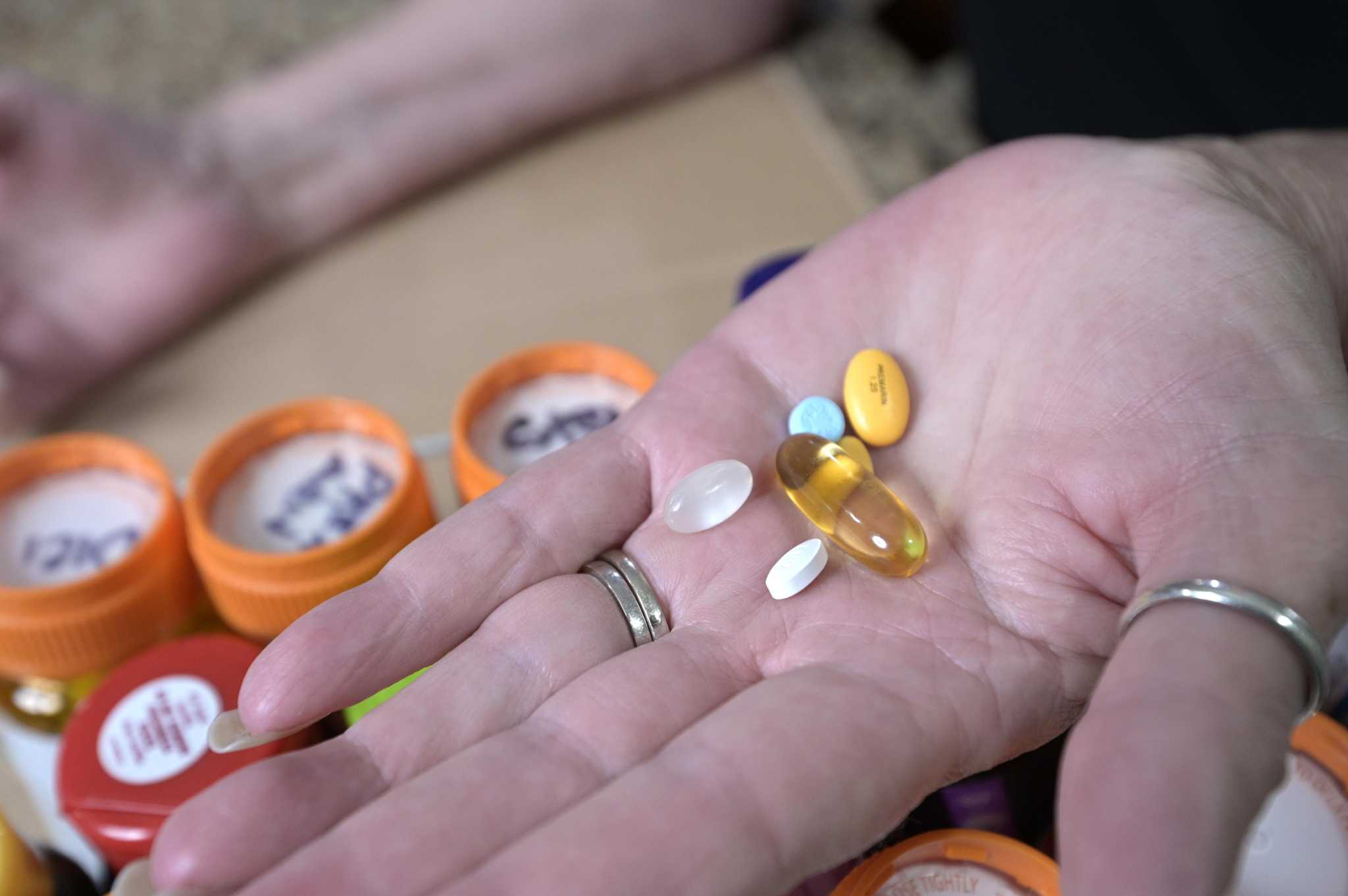 Tomlinson: Democrats no better at controlling health costs, Big Pharma wins again - Vimarsana News