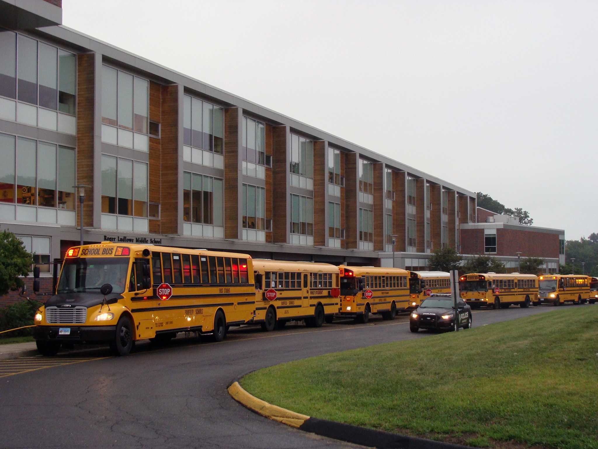 Fairfield BOS approves $3M to replace leaking Ludlowe Middle School roof  'at the end of its life'