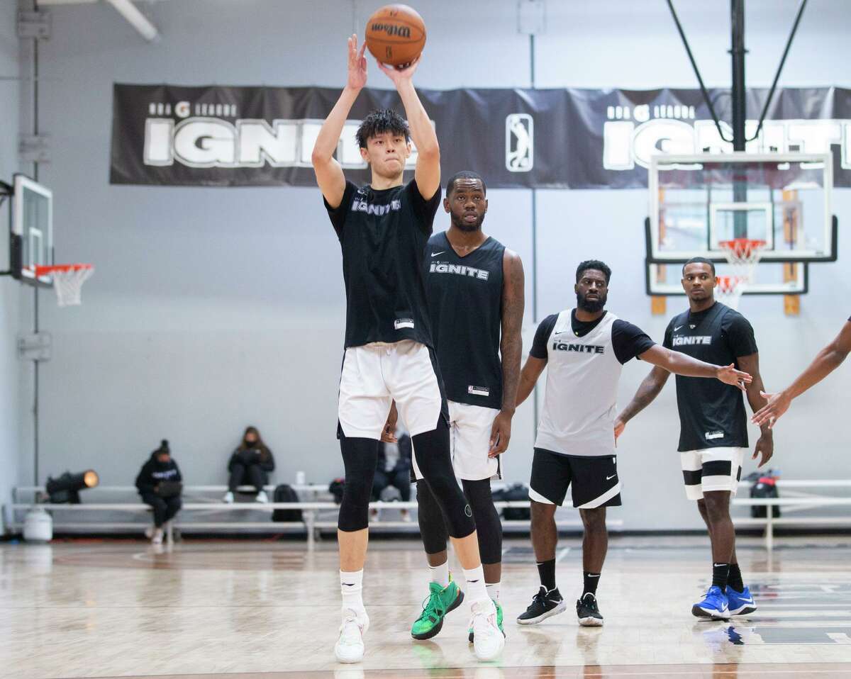Fanbo Zeng practices at the Ultimate Fieldhouse, Tuesday, Oct. 19, 2021, in Walnut Creek, Calif. Zeng, 18, plays as a forward for the NBA G League Ignite.