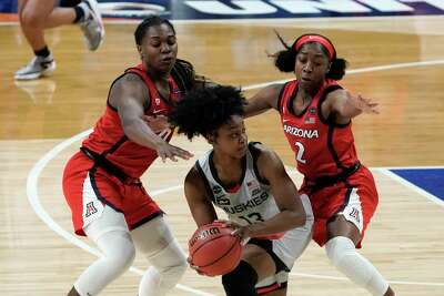 ctinsider.com - The UConn women's basketball roster is deep, talented. How that's creating competition for minutes.